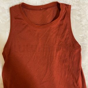 Lululemon tank top